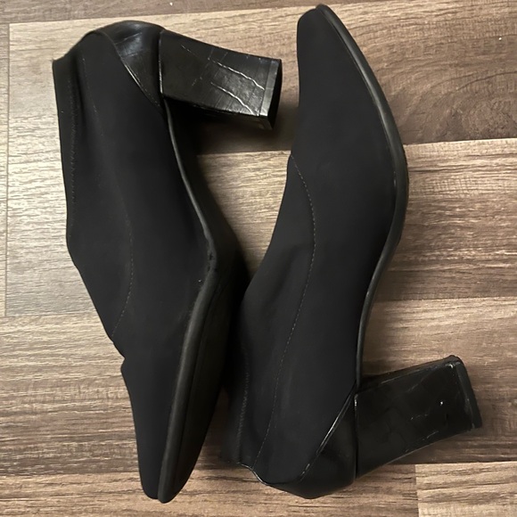 Donald J. Pliner Reya Neoprene Brazillian Crocodile Leather Booties SZ 8 - Picture 9 of 12